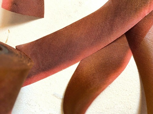silk ribbon hand dyed 1" on bias 1yd made in USA - Picture 20 of 58