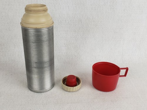 VINTAGE Thermos Ribbed Aluminum Pint Sz Vacuum Bottle #2284 MADE IN USA Red Top - Picture 7 of 12