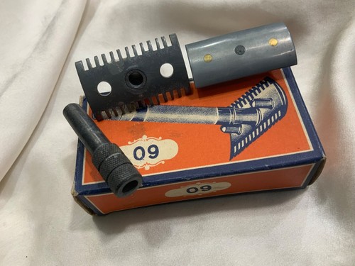 Rare Silver plated razor 60 in box from WWII Germany - Picture 7 of 8