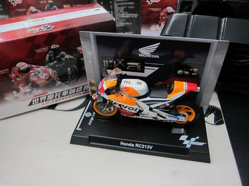 GRANI & PARTNERS - motoGP - Honda RC213V no.99 Jorge Lorenzo 1/24 Mini Bike R21 - Bild 1 von 7