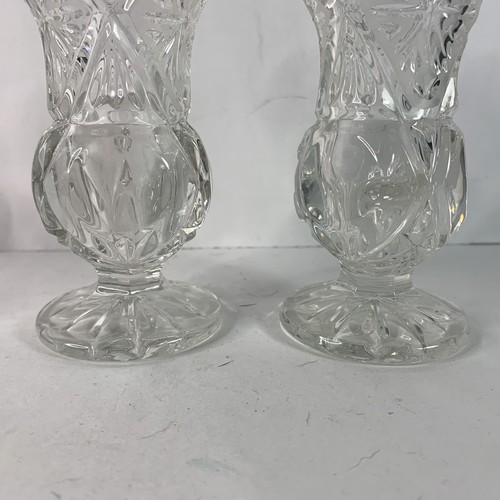 "Juego de 2 jarrones pequeños de cristal Zajecar 4,25"" pedestal con patas borde de diente de sierra pesado" - Imagen 4 de 7