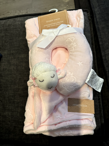 Dream Trails Embossed Baby Blanket with Travel Pillow- Pink. NEW - Picture 2 of 3