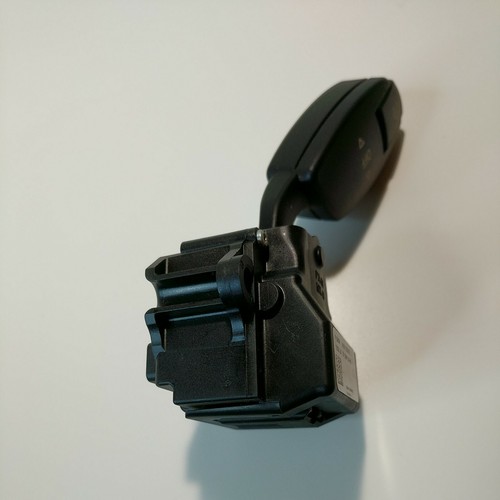 2006-2010 BMW 650i E64 E63 OEM LEFT FRONT CRUISE CONTROL SWITCH 6 951 352-02 - Picture 3 of 3