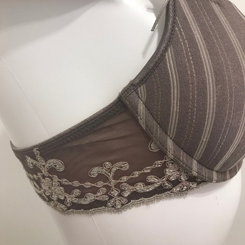 Camiseta Sujetador Mey Marrón Con Aros Suave Moldeado Muy Acolchado Copas Rayas Encaje - Imagen 5 de 10
