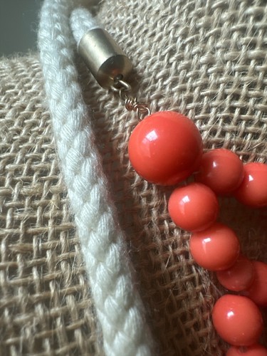 Vintage BOHO Coldwater Creek Coral Bead Statement Rope Necklace - Show Stopper!! - Picture 2 of 3