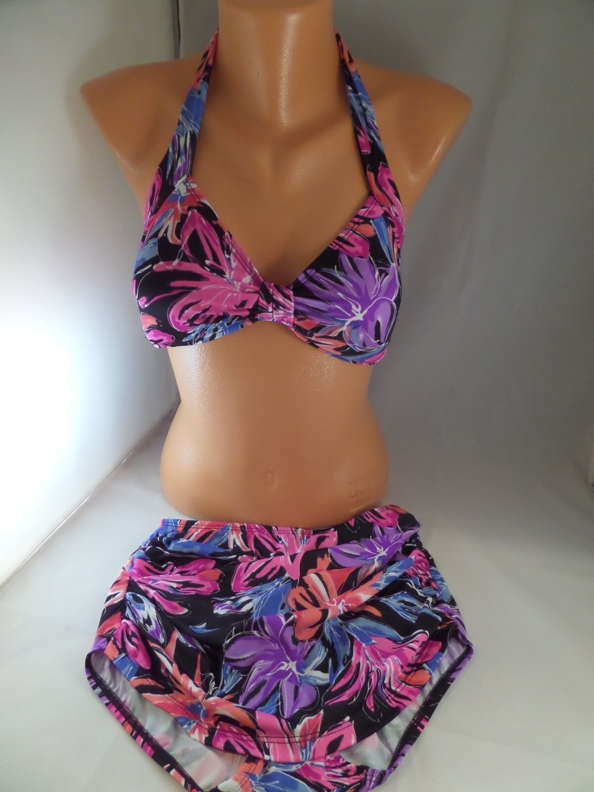 NWT Esther Williams Bathing Beauty 2pc Bursting Blossom Sz 6 Floral Pin-Up NWT Esther Williams Bathing Beauty 2pc Bursting Blossom Sz 6 Floral Pin-Up
