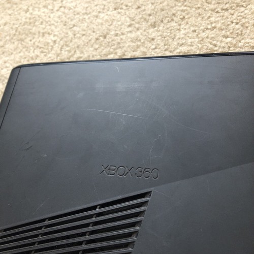 Repuesto de consola Microsoft Xbox 360 S Slim 250 GB negro mate probado 1439 - Imagen 7 de 9
