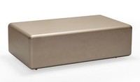 Beiger Holz-Couchtisch Im Eleganten Design