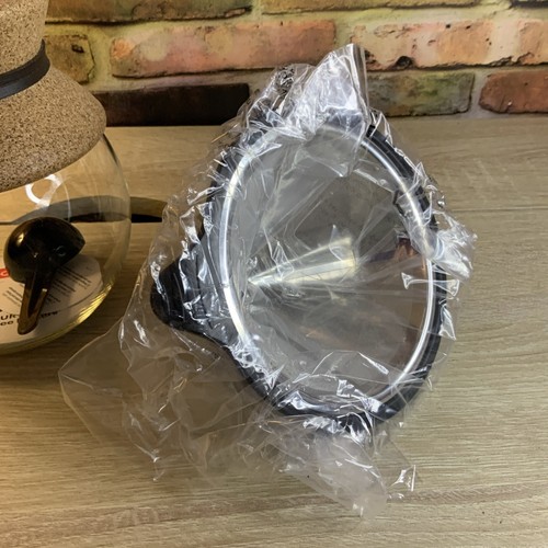 New In Box Bodum Pour Over Coffee Maker w/Permanent Filter 8 Cup Glass Carafe - Picture 5 of 6