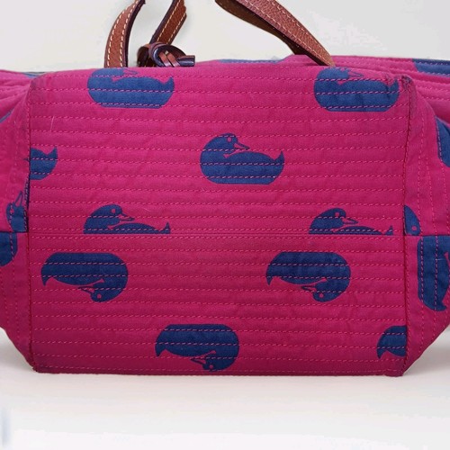 VINTAGE Dooney & Bourke Red & Navy Duck Logo + Charm Quilted Purse Summer Tote - Picture 4 of 14