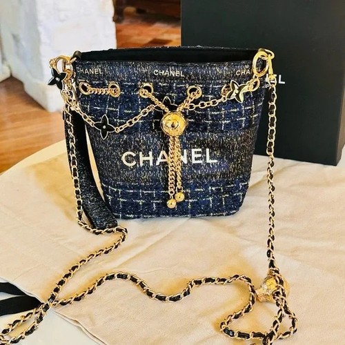 Chanel Beaute VIP Gift Bucket Blue Tweed Chain Strap Crossbody Purse NEW - Picture 4 of 13