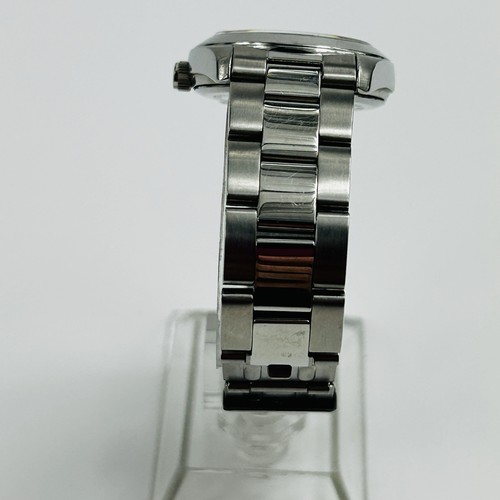 Kenneth Cole Damenuhr 31 mm lila Zifferblatt silberfarben Datum neue Batterie 6" - Bild 6 von 10