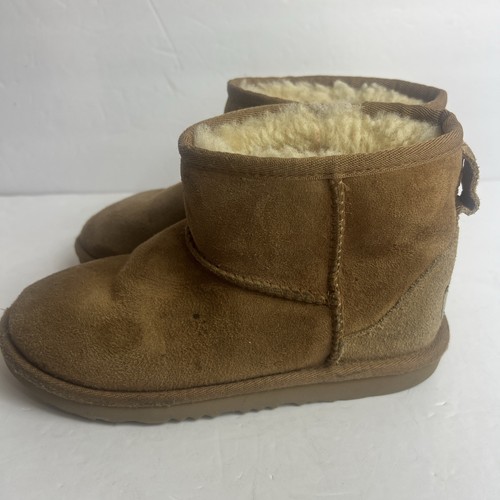 UGG Kids' Classic II Mini Chestnut Suede Ankle Boots Size 2 - Picture 3 of 16