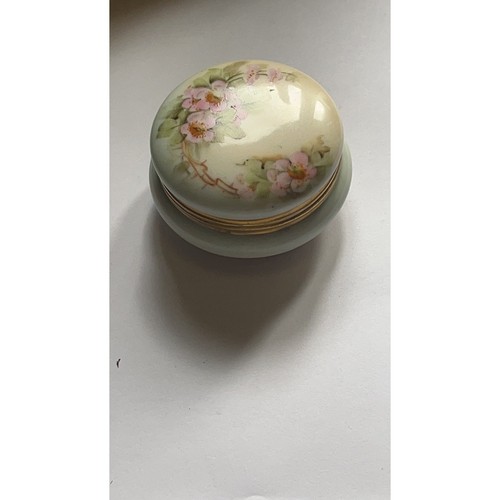Vintage/Antique A K France Floral Hand Painted Porcelain Pill / Trinket Box - Picture 13 of 17