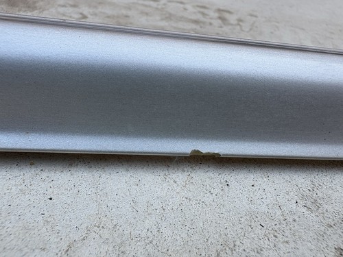 BMW E46 2000-2006 OEM LEFT DRIVER EXTERIOR DOOR TRIM MOLDING Titan Silver - Picture 5 of 17