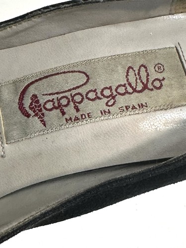 Vintage Pappagallo Black Pumps US Size 6 Made In Spain - Picture 4 of 13