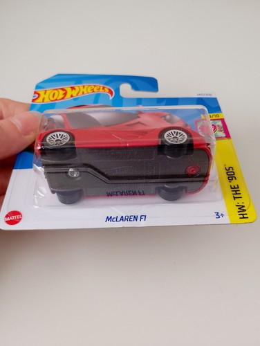 Hot Wheels McLaren Solus GT, Lamborghini Sesto Elemento, McLaren F1 & Bugatti - Picture 17 of 24
