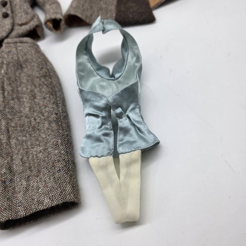 Ashton Drake Gene 16” Doll “Fit For A Queen” Fashion Suit Cape Skirt Blouse - Picture 14 of 17