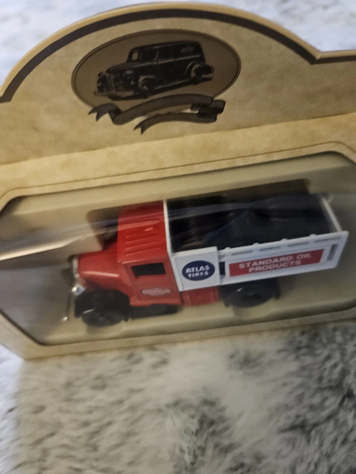 Escala 1/43 feito na Inglaterra fundido em estado perfeito com caixa original - Imagem 3 de 4