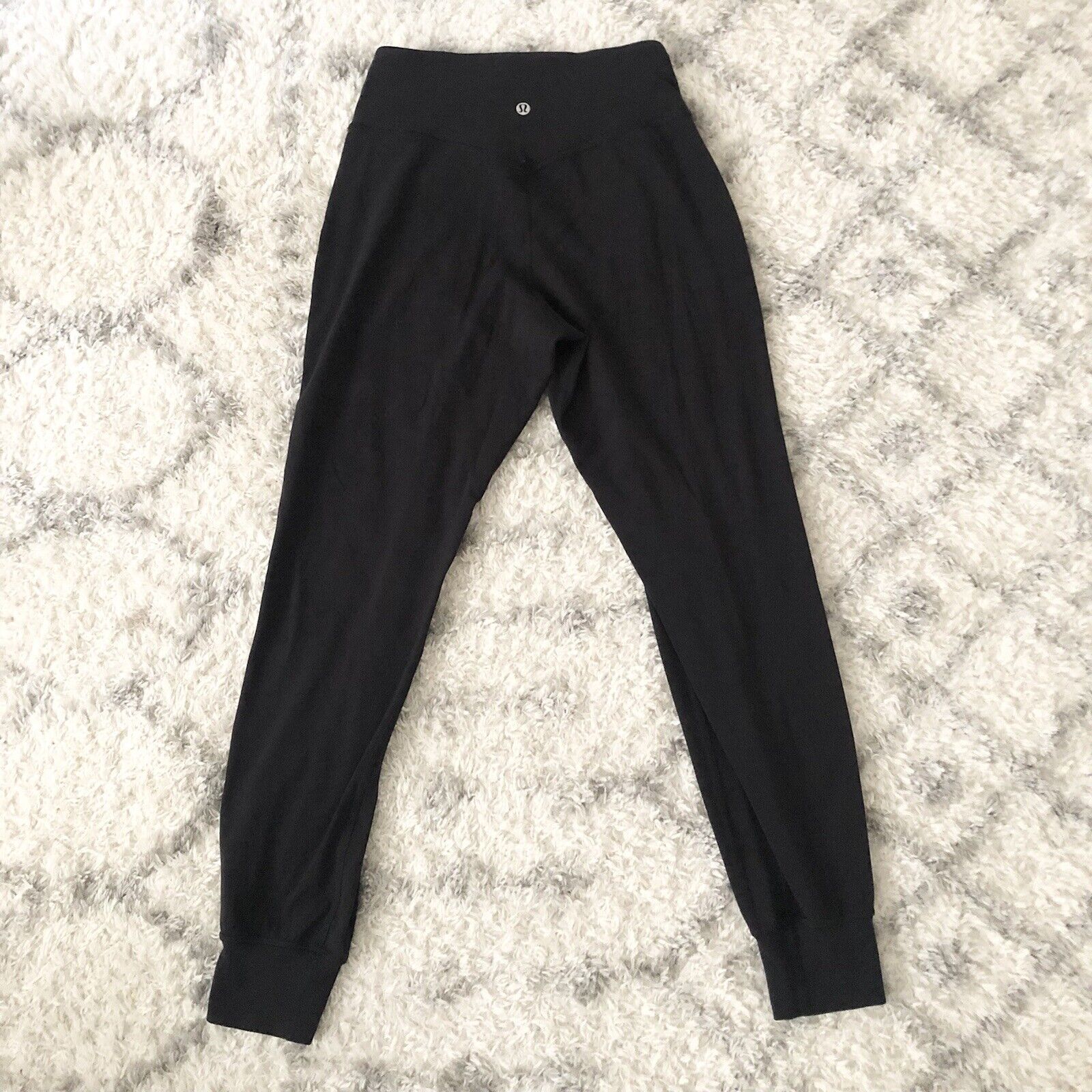 Lululemon Align Joggers Cassis Sz 2, Women's Fashion, Activewear on  Carousell