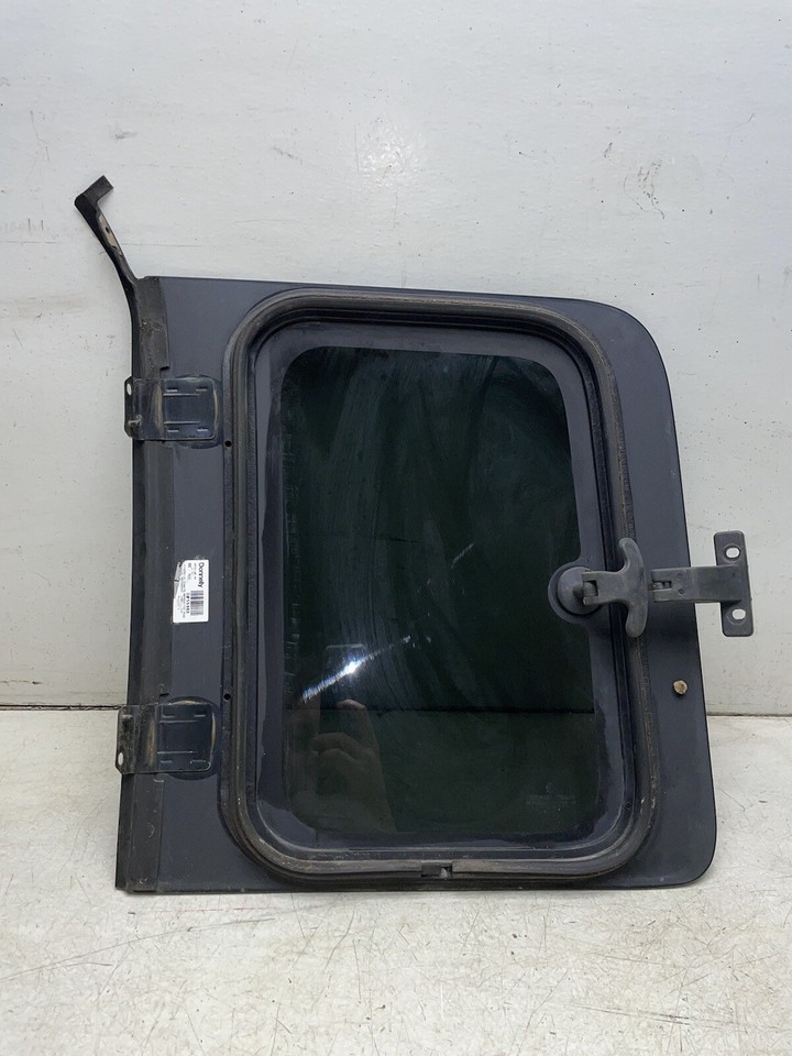 99-02 Dodge Ram 4 Door Quad Cab Passenger Right Rear quarter Window ...