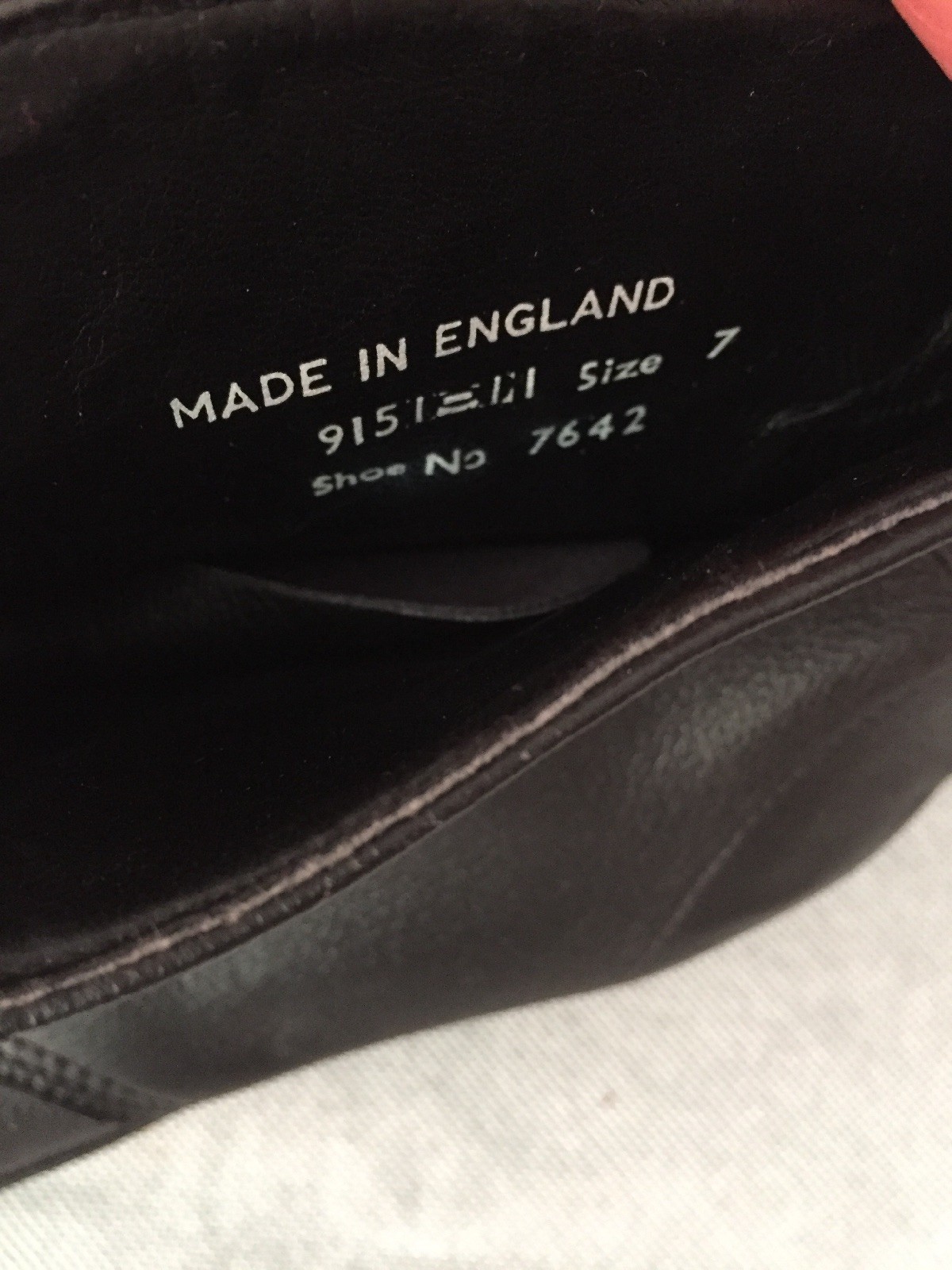 DR Martens MISURA 7. VINTAGE VINTAGE 7. NOS. mai indossato. MADE England Skinhead 1980s 8 FORI b0bca1 DR Martens MISURA 7. VINTAGE VINTAGE 7. NOS. mai indossato. MADE England Skinhead 1980s 8 FORI b0bca1