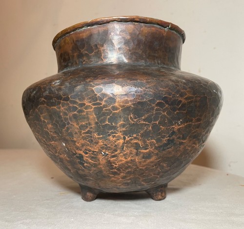 Jarrón antiguo martillado a mano mecanizado artesanías cobre patinado escultura maceta - Imagen 5 de 13