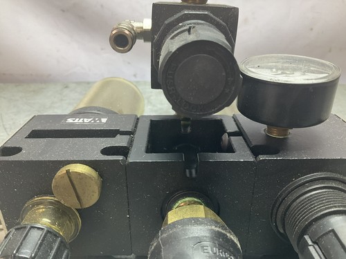 Bridgeport VMC 2216 3016 1162-51232V Air Pressure Switch Dual Regulator Watts - Picture 13 of 18