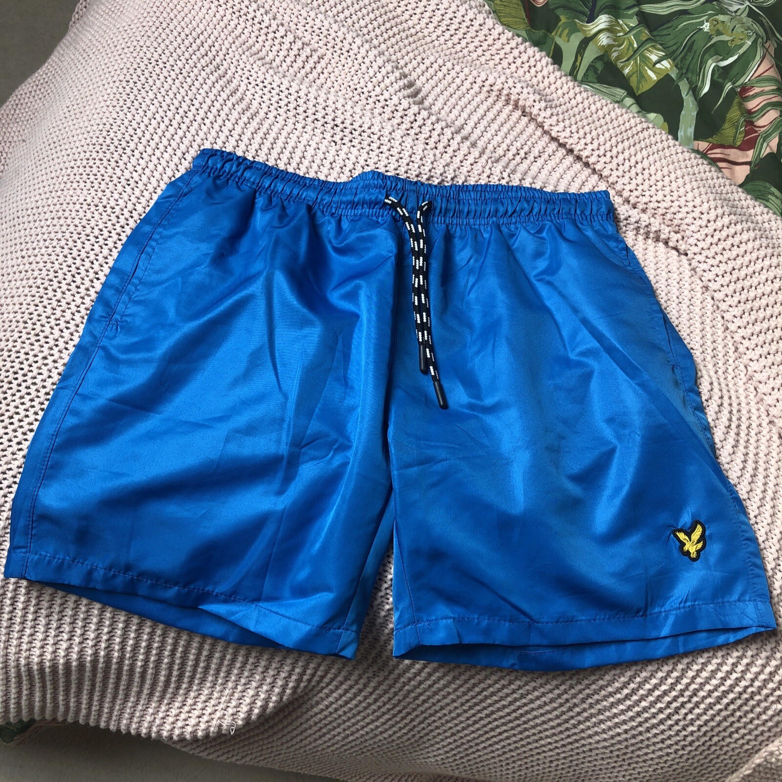 Picture 1 of 4