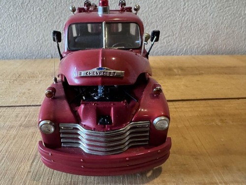 Rare Danbury Mint miniature car Chevrolet 1953 53 Chevrolet Trucker Truck 1/24 - Picture 5 of 24