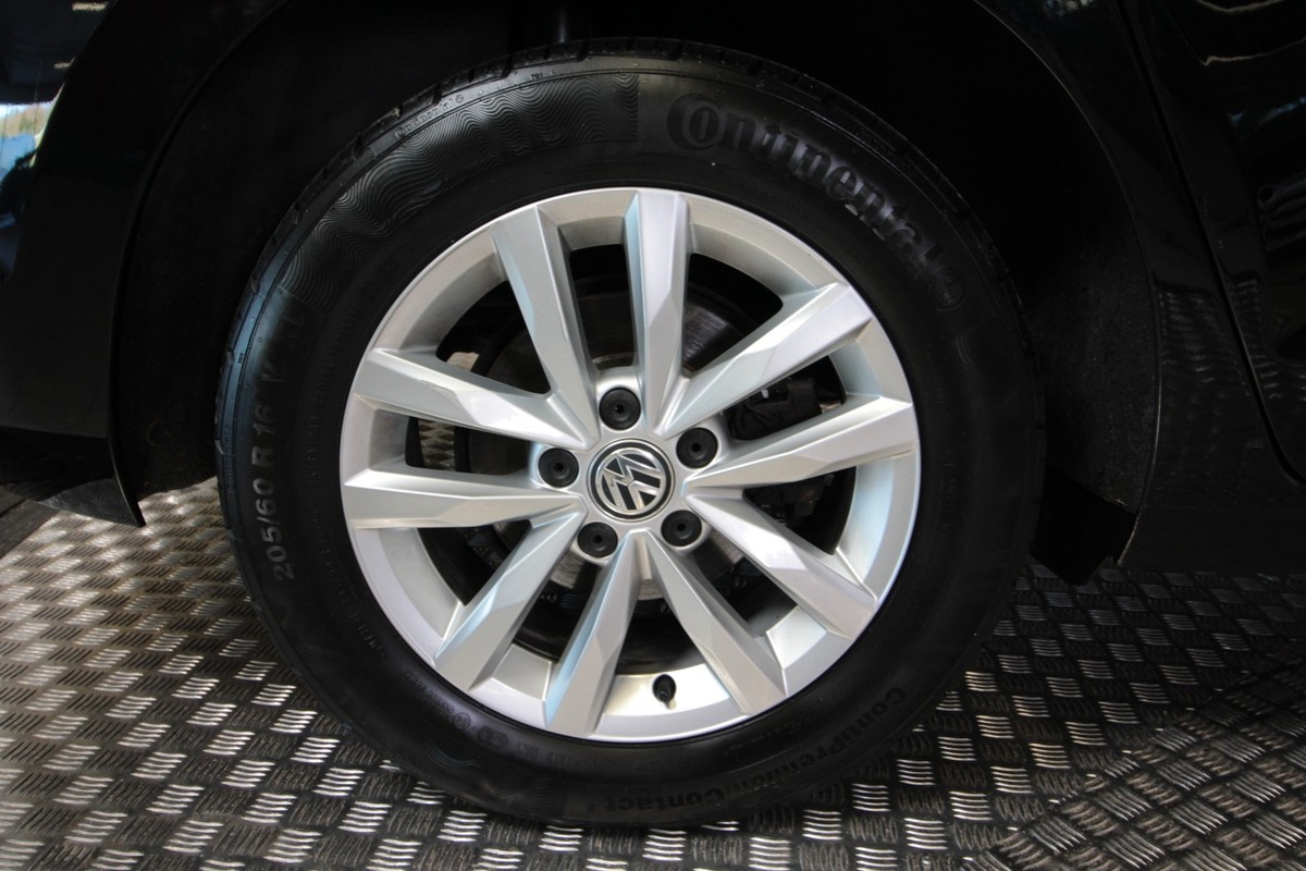 VW Touran 1,4 TSi 150 Highline DSG 7prs