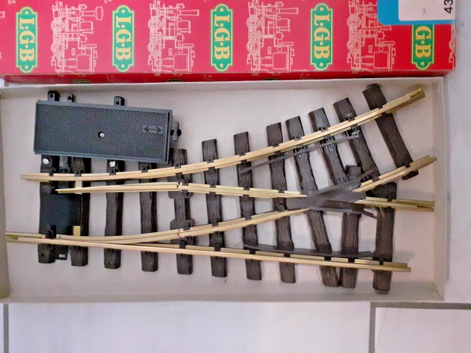 SCAMBIO LGB LEHMANN 4359 30° R 600 mm. RAIL PLAYMOBIL G GAUGE - Immagine 2 di 4