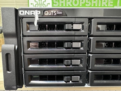QNAP TS-h1677XU-RP Ryzen 7 3700X 32 Go RAM 16 baies monté en rack Nas - Photo 5/10