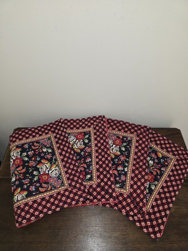 Lot de 4 napperons matelassés fleurs multicolores Vera Bradley cottage country 17x12"