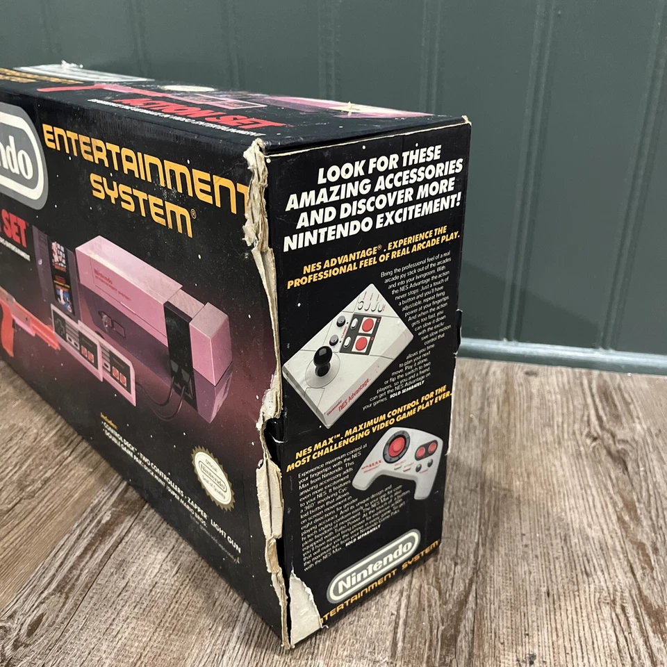 Juego de acción OEM Nintendo Entertainment System NES consola cubierta de control SOLO EN CAJA Foto 2 de 4