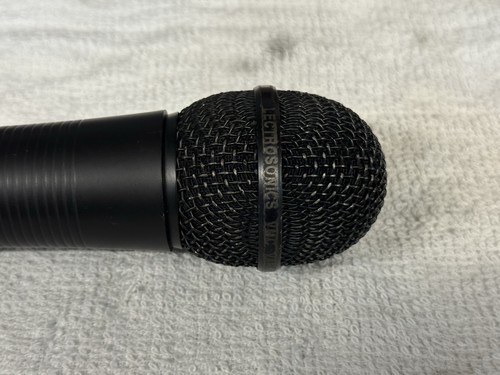 Lectrosonics UT400 Wireless Handheld Microphone w/ Varimic Capsule - Block 21 - Picture 6 of 8
