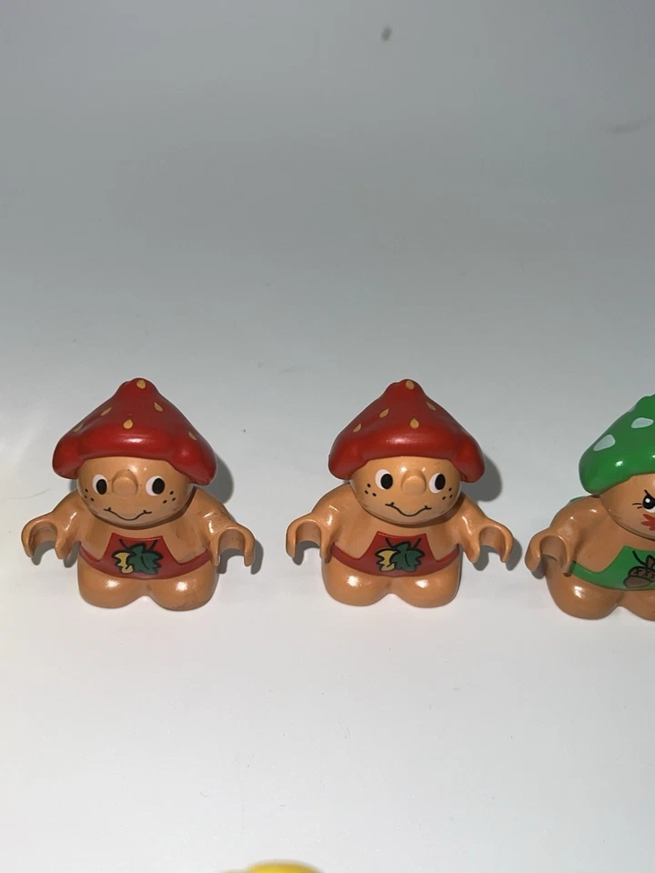 Vintage LEGO DUPLO Figures & Animals Lot Tiger Dog Forest Friends 1990s - Image 3 of 4