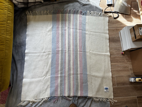 Alafoss 100 % reine Schurwolle 50”x52” Island Streifen Fransen Überwurf Decke - Bild 4 von 5