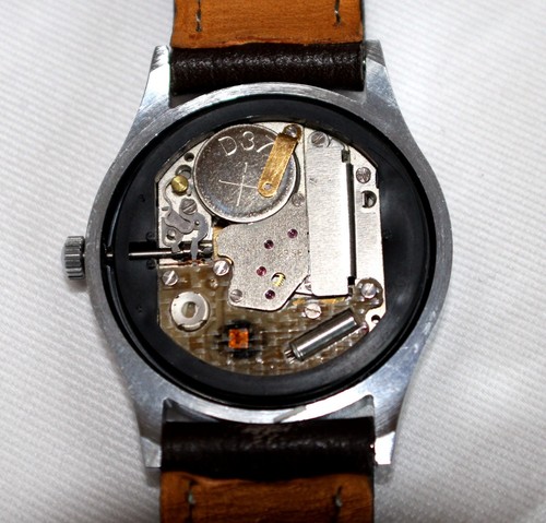 Vintage Limited Edition USSR Wrist Watch “Luch” Numbered Made in Belarus #53 - Picture 2 of 7
