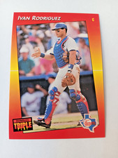 1992 Triple Play #51 Ivan Rodriguez - Texas Rangers
