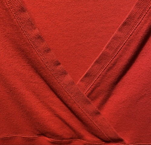 Motherhood Maternity Blouse, Red, Cap Sleeves, V-neck, Ribbed. Size Large - Picture 4 of 5