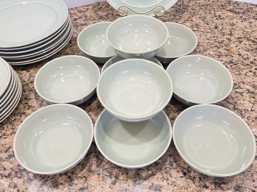 28Pc-Pottery Barn Cambria Celadon Green Stoneware Dinnerware Set Portugal - Picture 8 of 24