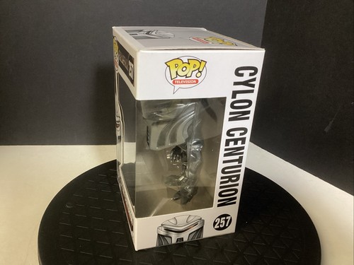 Funko Pop Television 231 Cylon Centurion Battlestar Galactica - Picture 4 of 10