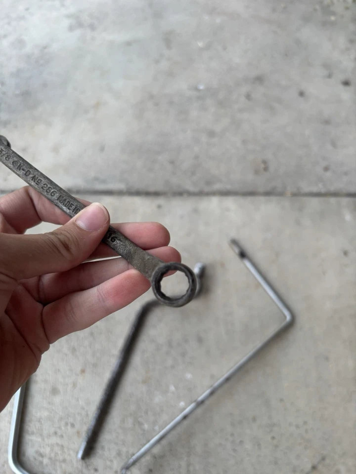 K-D No. 286 EE. UU. 3/8 x 7/16 Desplazamiento Freno Purga Caja Llave Foto 3 de 4