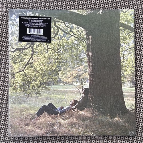 John Lennon "Plastic Ono Band" BRAND NEW 2021 Limited 2 Vinyl Set! MINT! - Picture 2 of 6