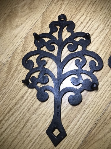 2 Antique Small Cast Iron Trivet Wilton Vintage Pot Pan Skillet Plate Trivets - Picture 10 of 12