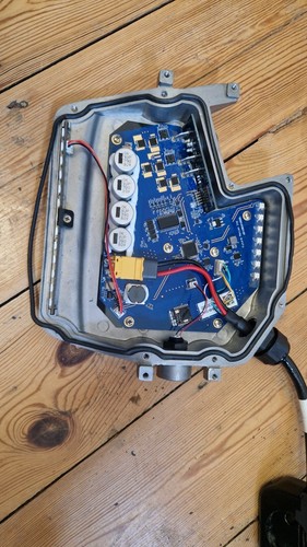 Onewheel Pint Electric Skateboard with Charger - Battery issues - Picture 10 of 11