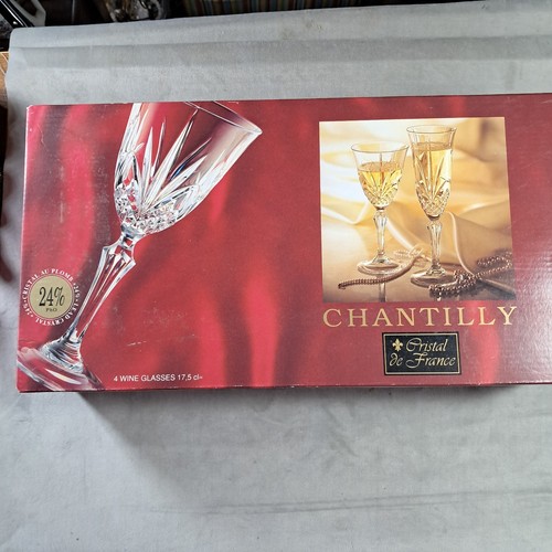 Chantilly Wine Glasses, 2 sets x4, Crystal de France, 24% lead crystal, boxed - Picture 2 of 7