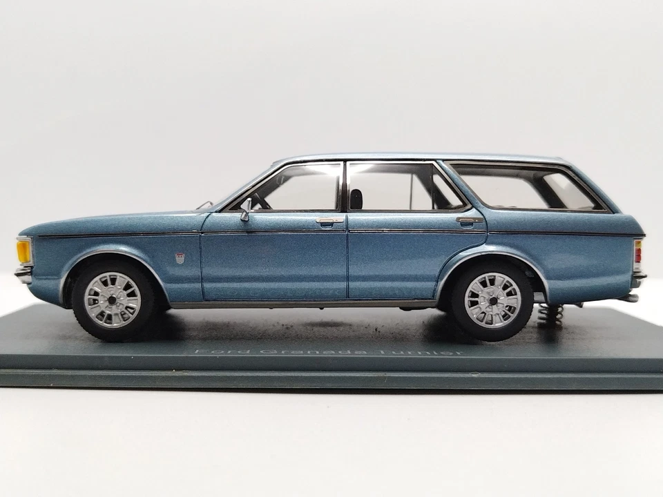 NEO 1/43 Ford Granada Turnier 1972. Very Rare! - Image 3 of 4