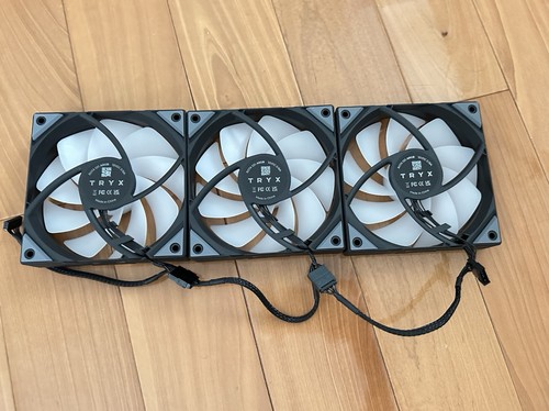 TRYX ROTA SL ARGB 120mm Fan Triple Pack (Black) F-R120A-AM3M-G0K - Afbeelding 1 van 3